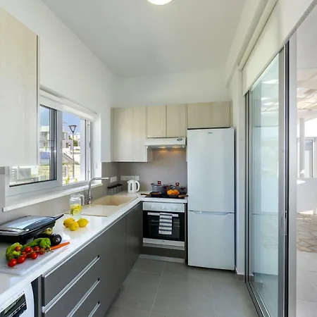 Lifestyle Mylos 9 Villa *
